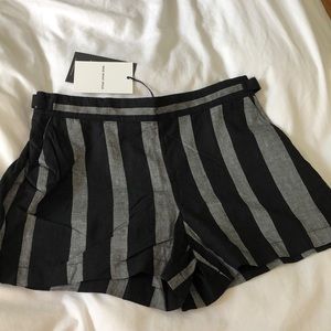NEW with tags - Who What Wear - Striped shorts